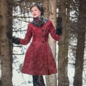 Hell bunny retro look Red fairy tale embroidered Winter Coat with fur trim